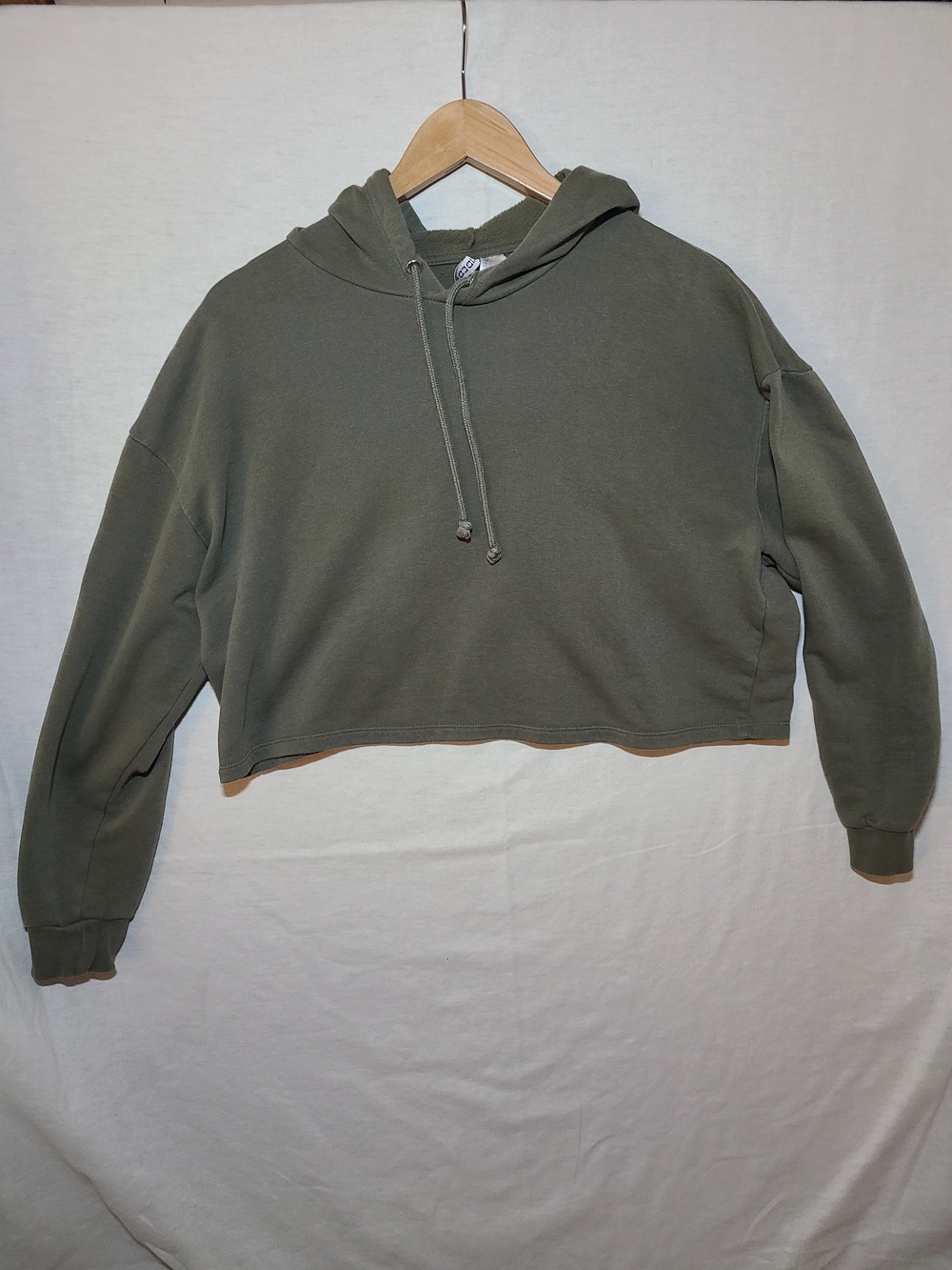 H&M Olive Cropped Hooded Sweatshirt H&M Divided